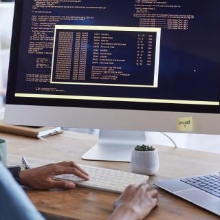 Phần mềm quản lý nhân sự tiền lương được triển khai như thế nào?