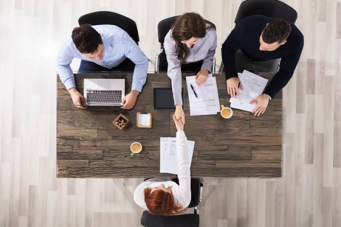 Phần mềm tuyển dụng hỗ trợ đa ngôn ngữ Việt – Anh – Trung: Giải pháp tối ưu cho doanh nghiệp FDI tại Việt Nam